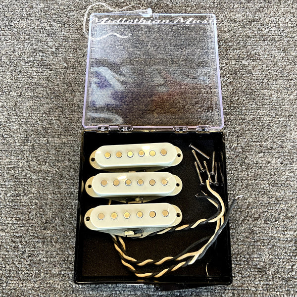 Single Coil Pickup Set (Neck, Middle, Bridge) (6Ohms) w/White Covers USED