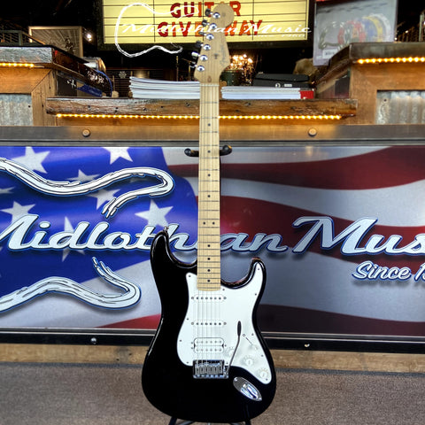 Fender USA 2004 Stratocaster Standard HSS - Black Finish w/Blue Fender Case USED