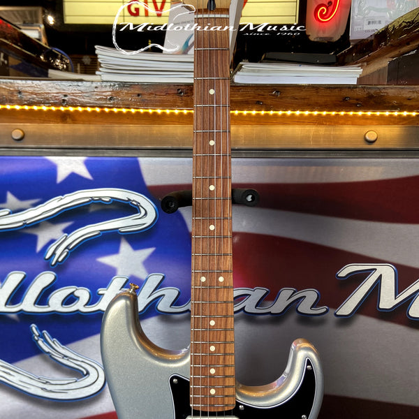Fender - MIM 2021 - Player Stratocaster - Silver Gloss Finish USED