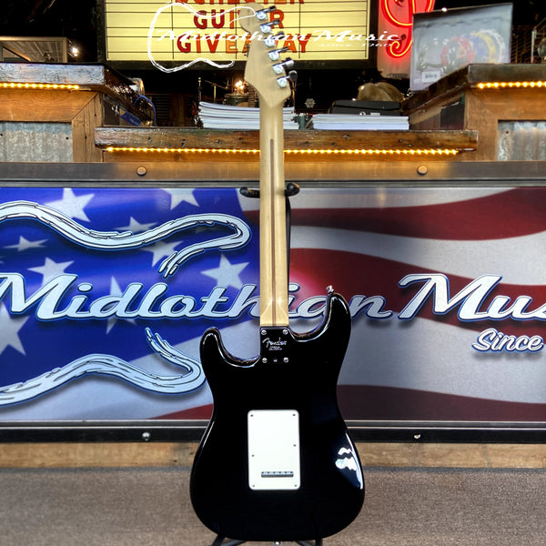 Fender USA 2004 Stratocaster Standard HSS - Black Finish w/Blue Fender Case USED