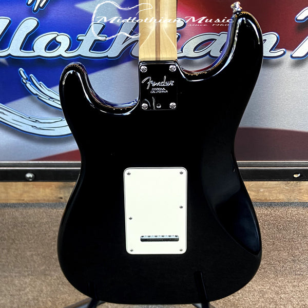 Fender USA 2004 Stratocaster Standard HSS - Black Finish w/Blue Fender Case USED