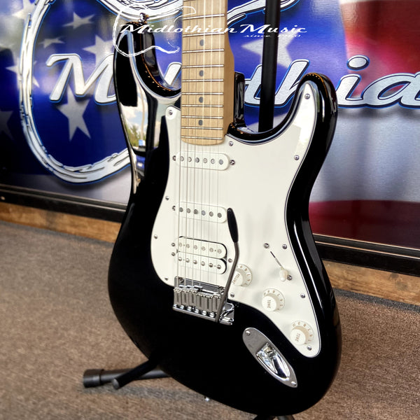 Fender USA 2004 Stratocaster Standard HSS - Black Finish w/Blue Fender Case USED