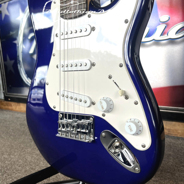Fender Squier Mini - 3/4 Size Electric Guitar - Imperial Blue USED
